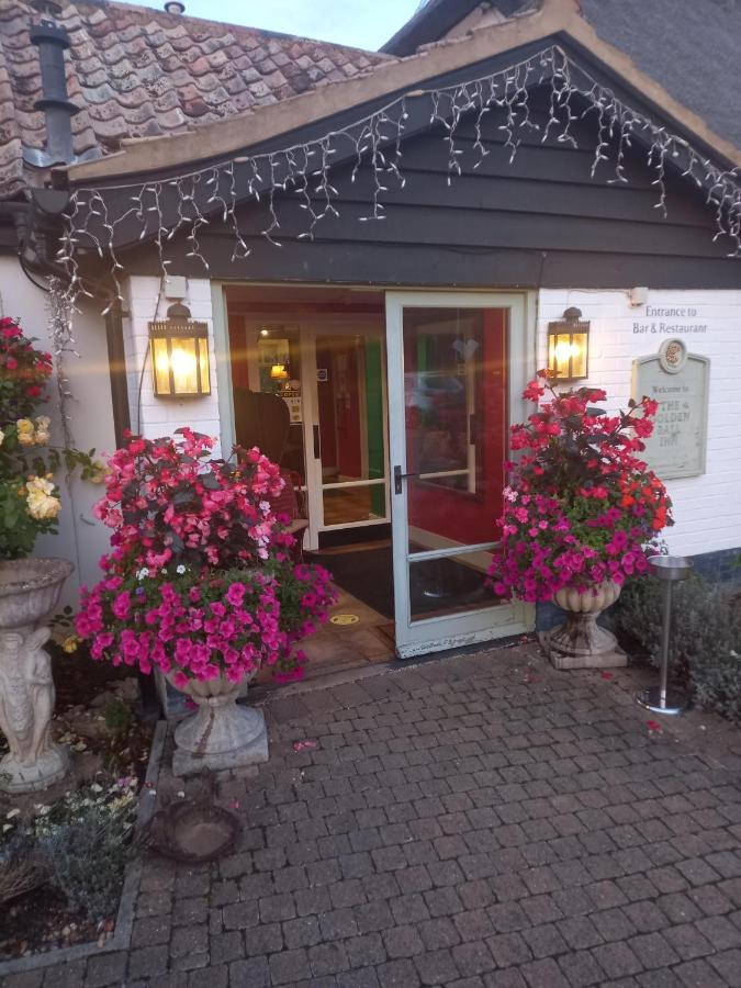 Golden Ball Hotel Elsworth Zewnętrze zdjęcie