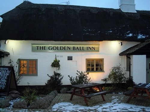 Golden Ball Hotel Elsworth Zewnętrze zdjęcie
